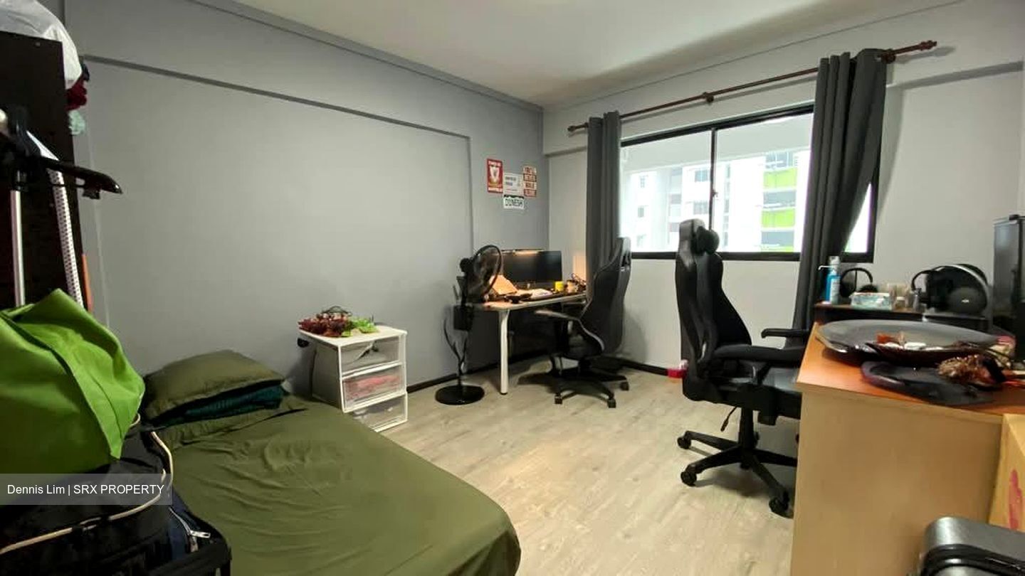 Blk 643 Yishun Street 61 (Yishun), HDB Executive #573966911